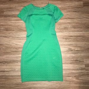 Women’s green form fitting dress